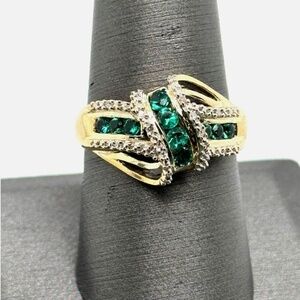 Diamond and Green Emerald Ring Set in 10K Yellow Gold